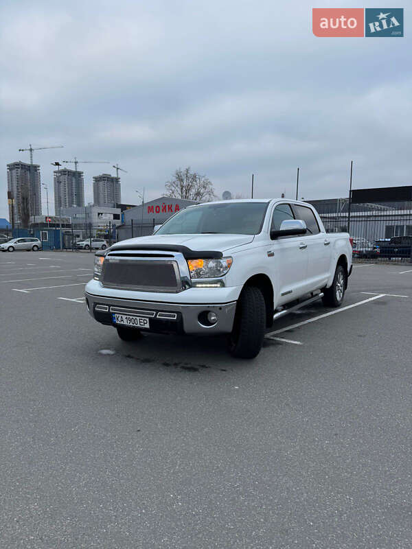 2012 toyota tundra