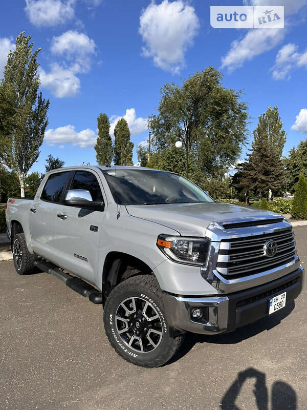 2017 toyota tundra