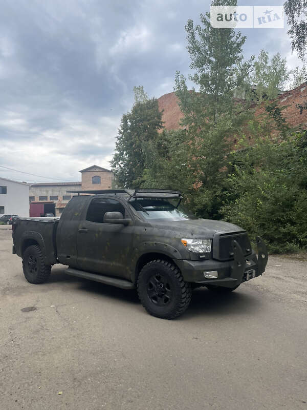 2009 toyota tundra