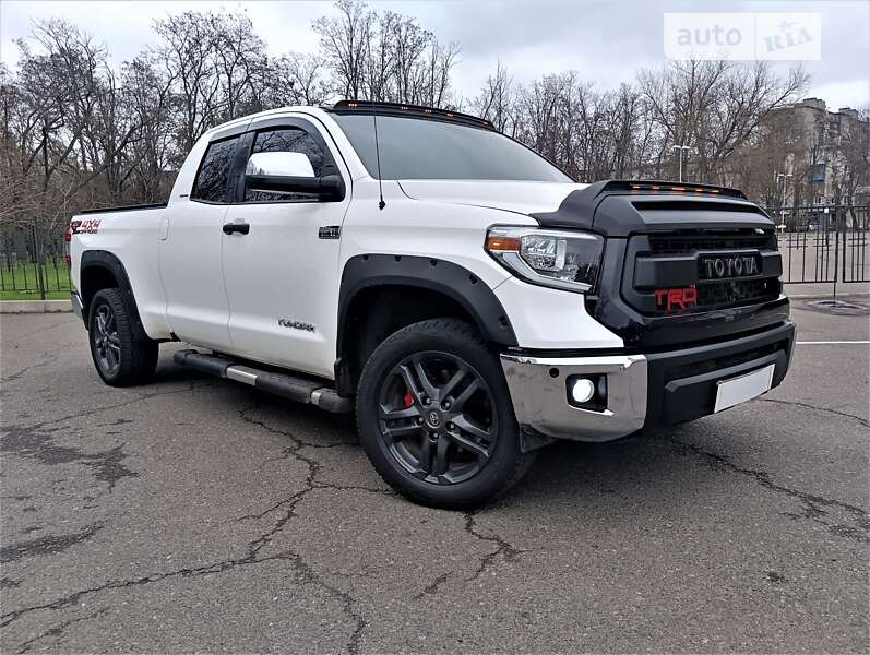 2016 toyota tundra