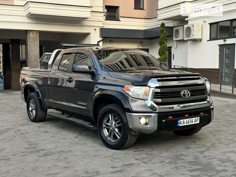 2014 toyota tundra