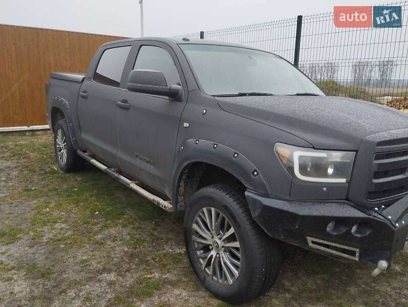 2013 toyota tundra