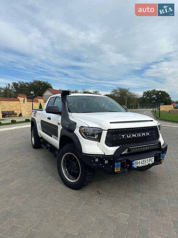 2016 toyota tundra