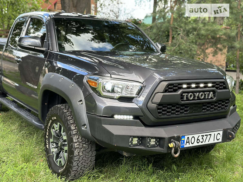 2018 toyota tacoma