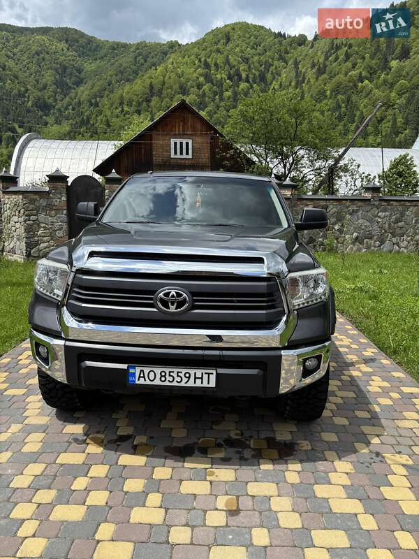 2014 toyota tundra