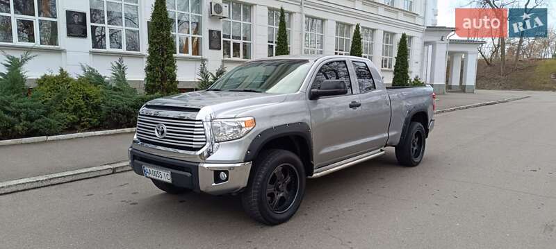 2014 toyota tundra