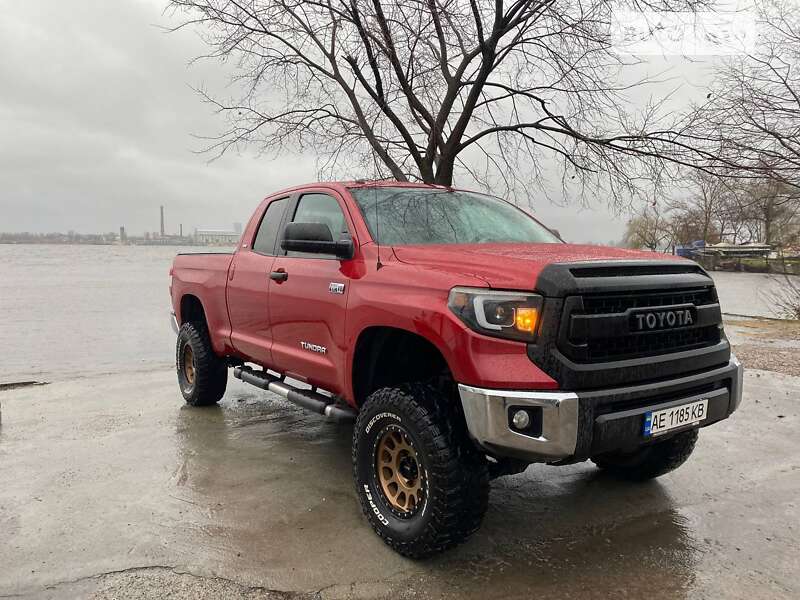 2014 toyota tundra
