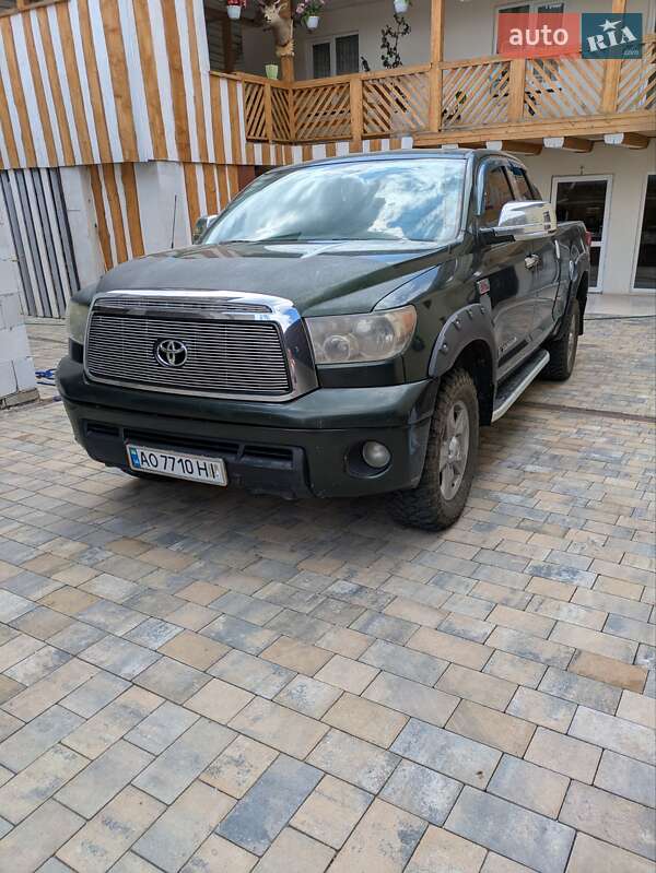 2012 toyota tundra
