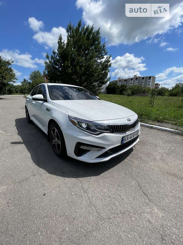 2019 kia optima