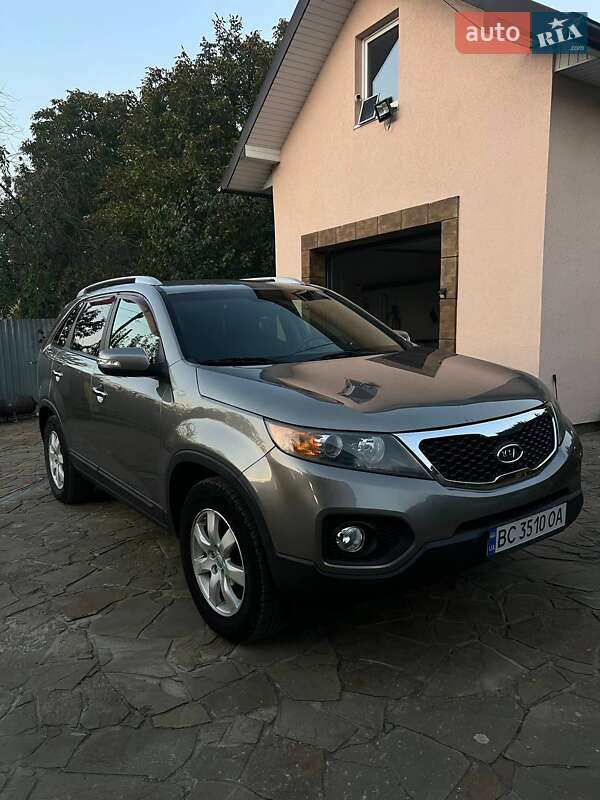 2011 kia sorento