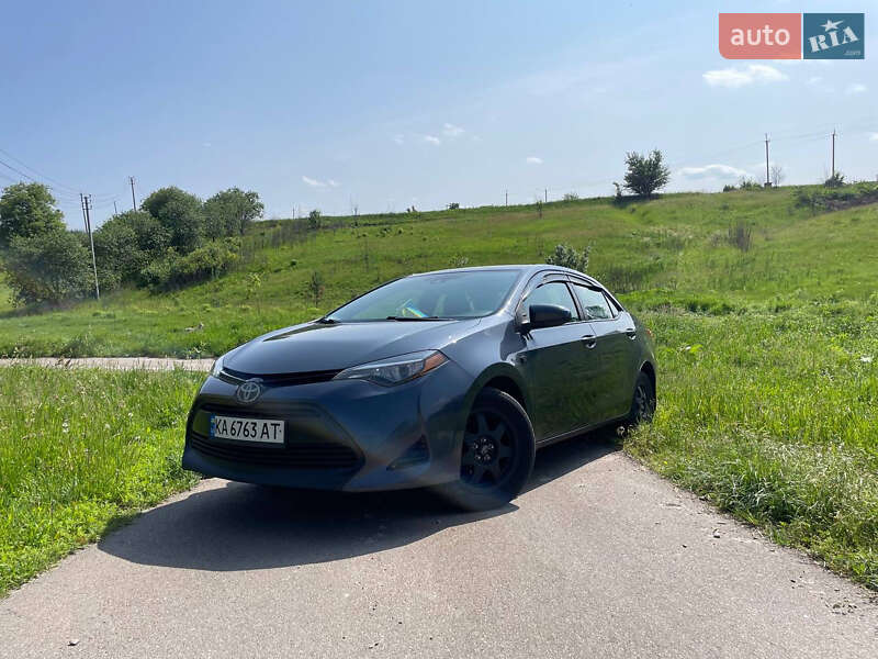 2017 toyota corolla