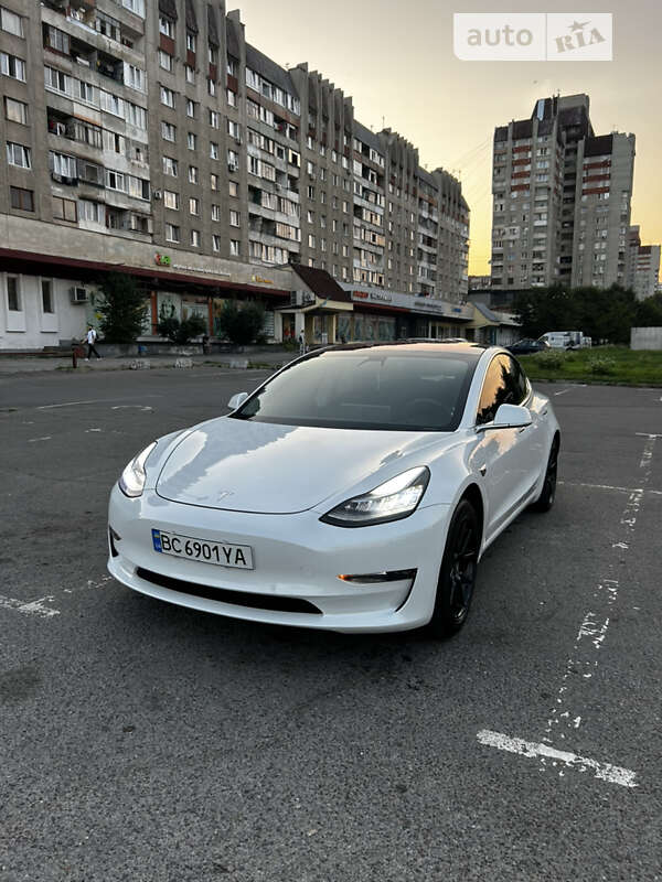 2017 tesla model 3