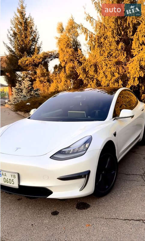 2018 tesla model 3