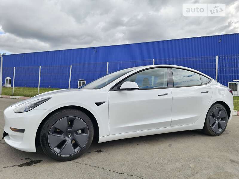 2021 tesla model 3