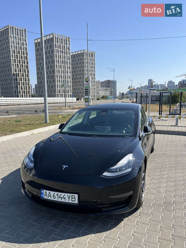 2020 tesla model 3