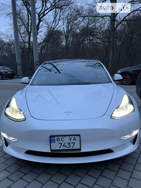 2021 tesla model s