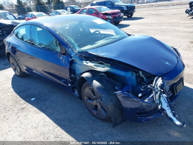 2022 TESLA Model 3