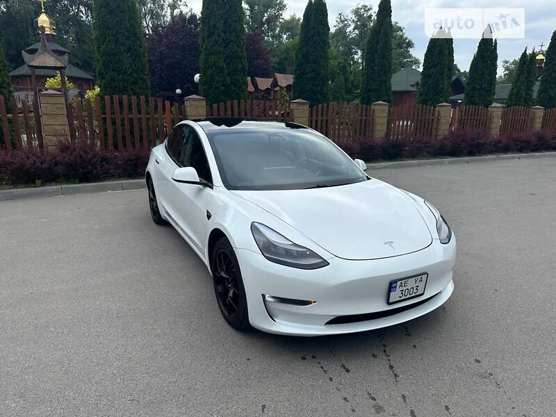 2021 tesla model 3