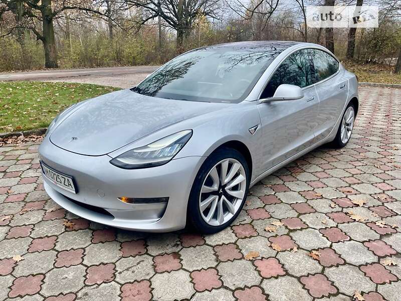 2018 tesla model 3