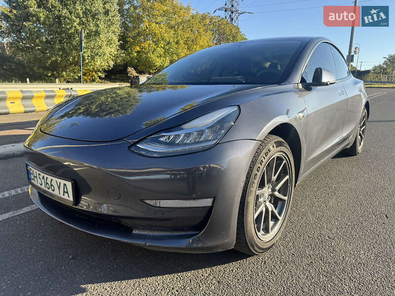 2020 tesla model 3