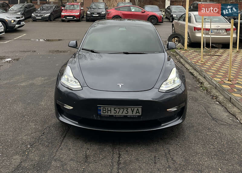 2021 tesla model 3