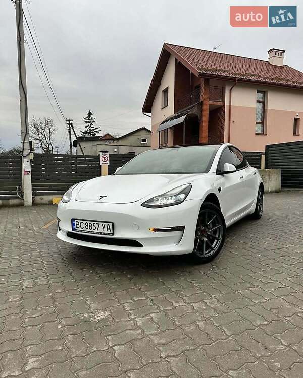 2021 tesla model 3