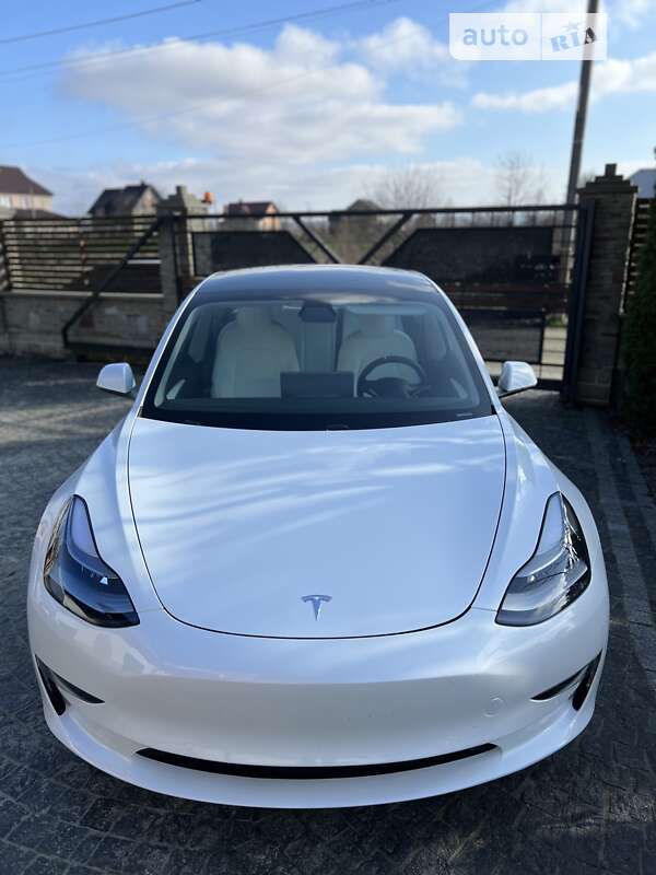 2021 tesla model 3