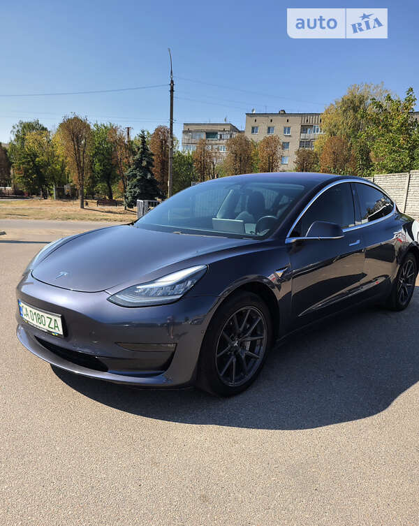 2017 tesla model 3