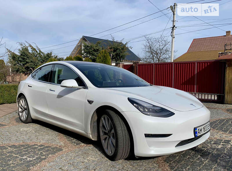 2018 tesla model 3
