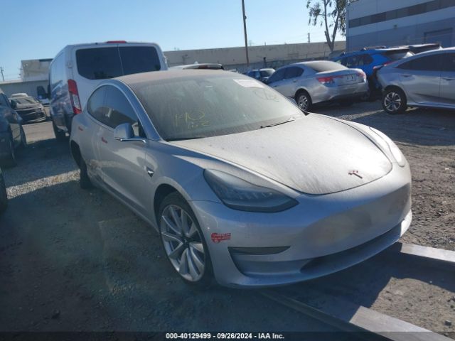 2018 TESLA Model 3