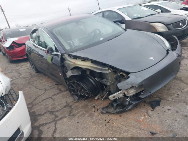 2018 TESLA Model 3