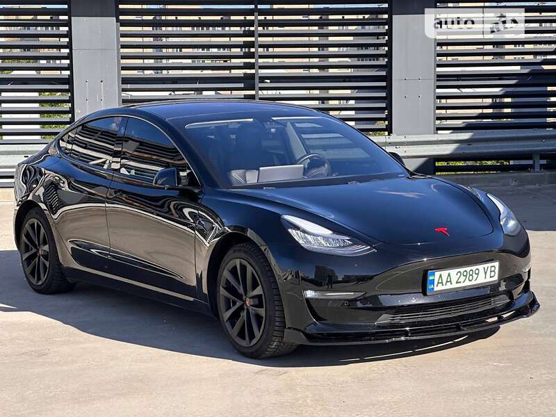 2019 tesla model 3