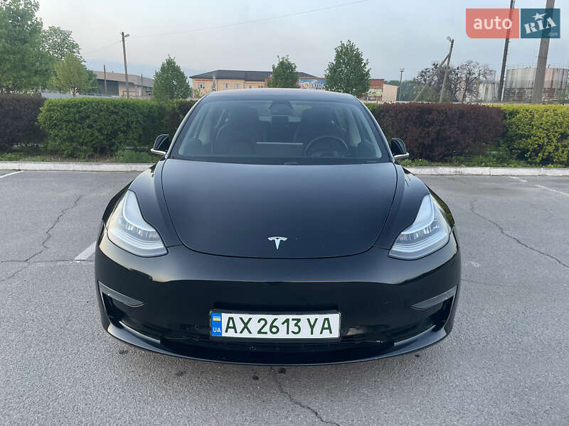 2019 tesla model 3