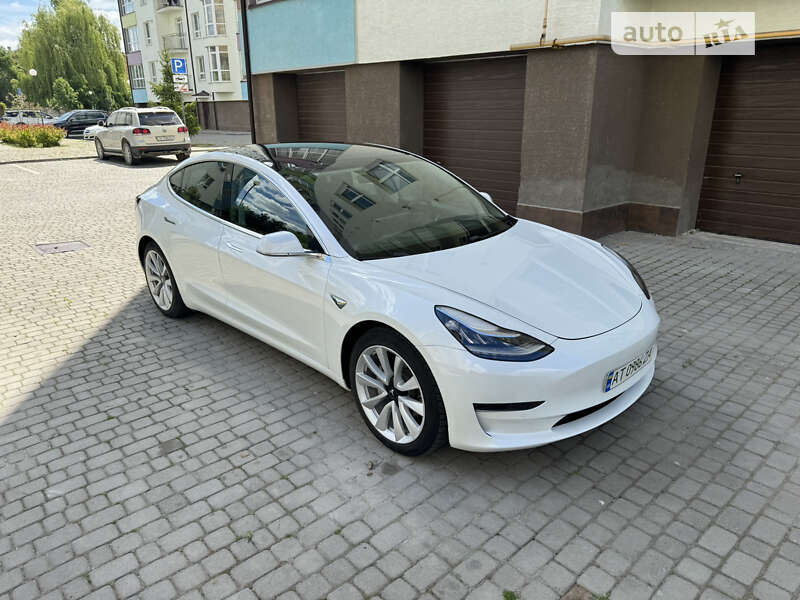 2020 tesla model 3
