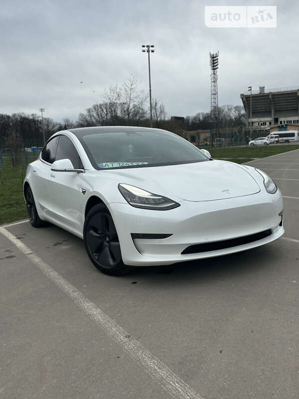 2019 tesla model 3