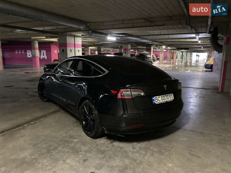 2020 tesla model 3