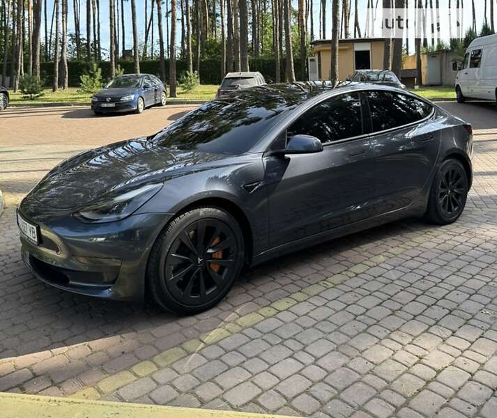 2021 tesla model 3