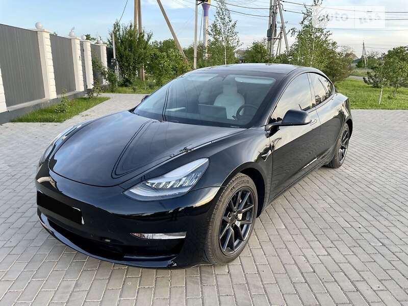 2021 tesla model 3