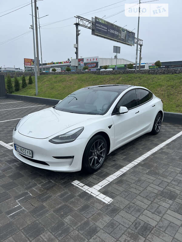 2021 tesla model 3
