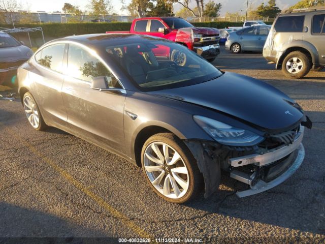 2018 TESLA Model 3