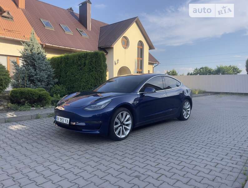 2018 tesla model 3