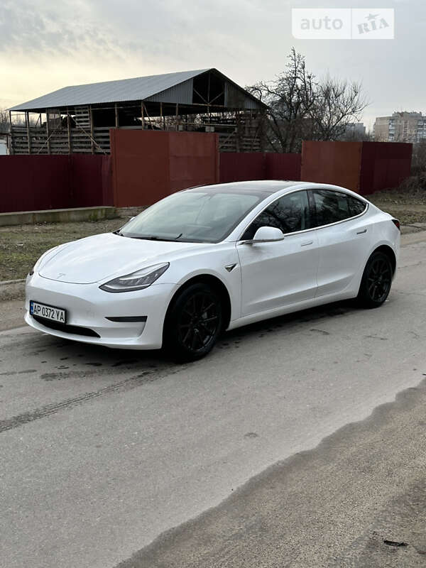 2020 tesla model 3