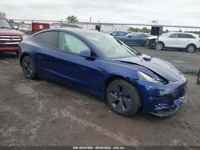 2022 TESLA Model 3