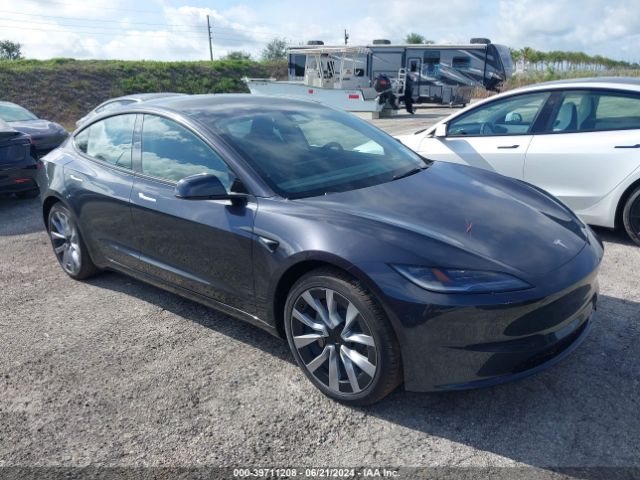 2024 TESLA Model 3