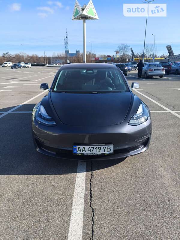 2018 tesla model 3