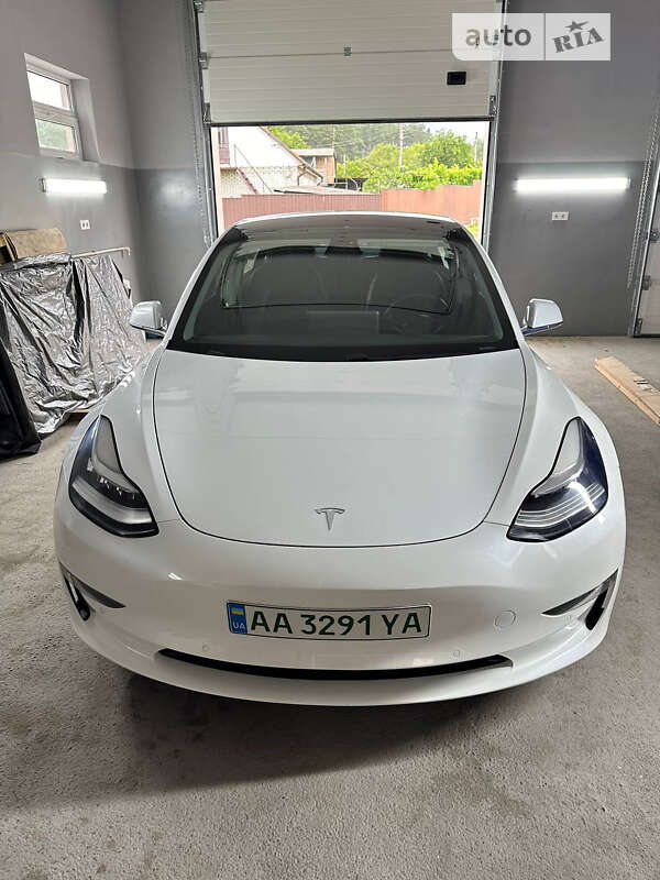 2018 tesla model 3