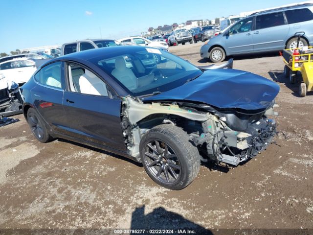 2018 TESLA Model 3