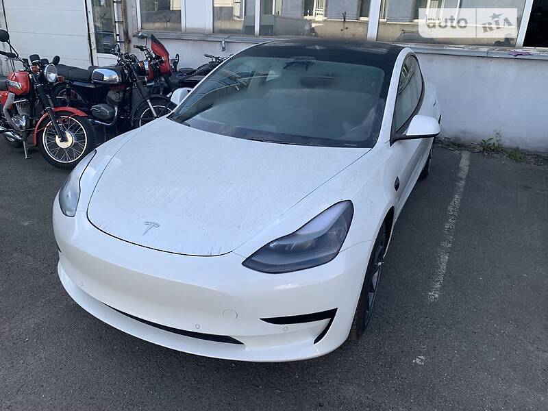 2021 tesla model 3