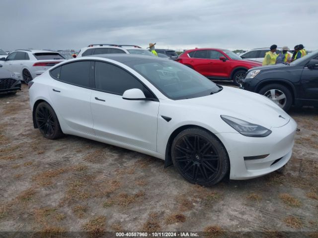 2021 TESLA Model 3