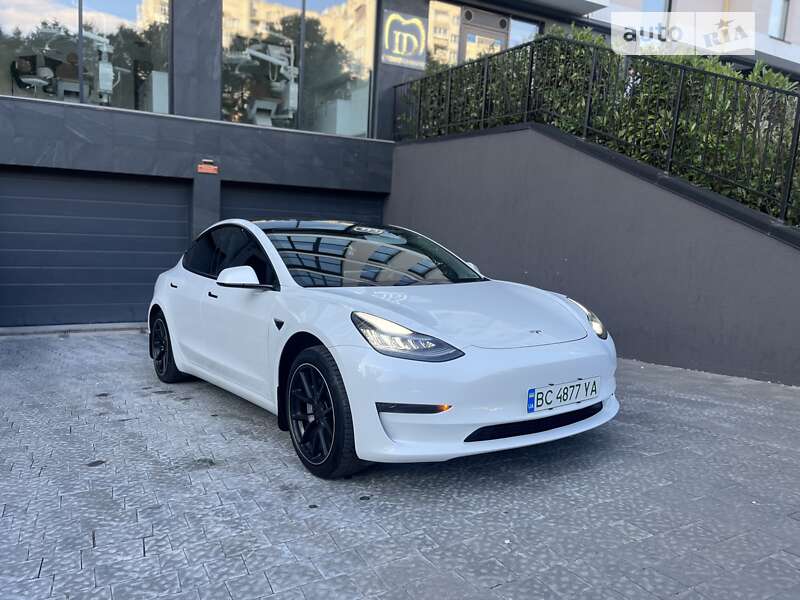2020 tesla model 3